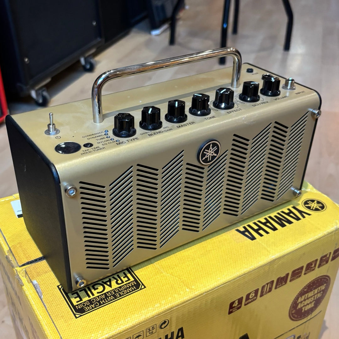 Yamaha - THR5A  - 10 Watt Acoustic Guitar Desktop Amplifier w/ Box, PS & User Guide - USED