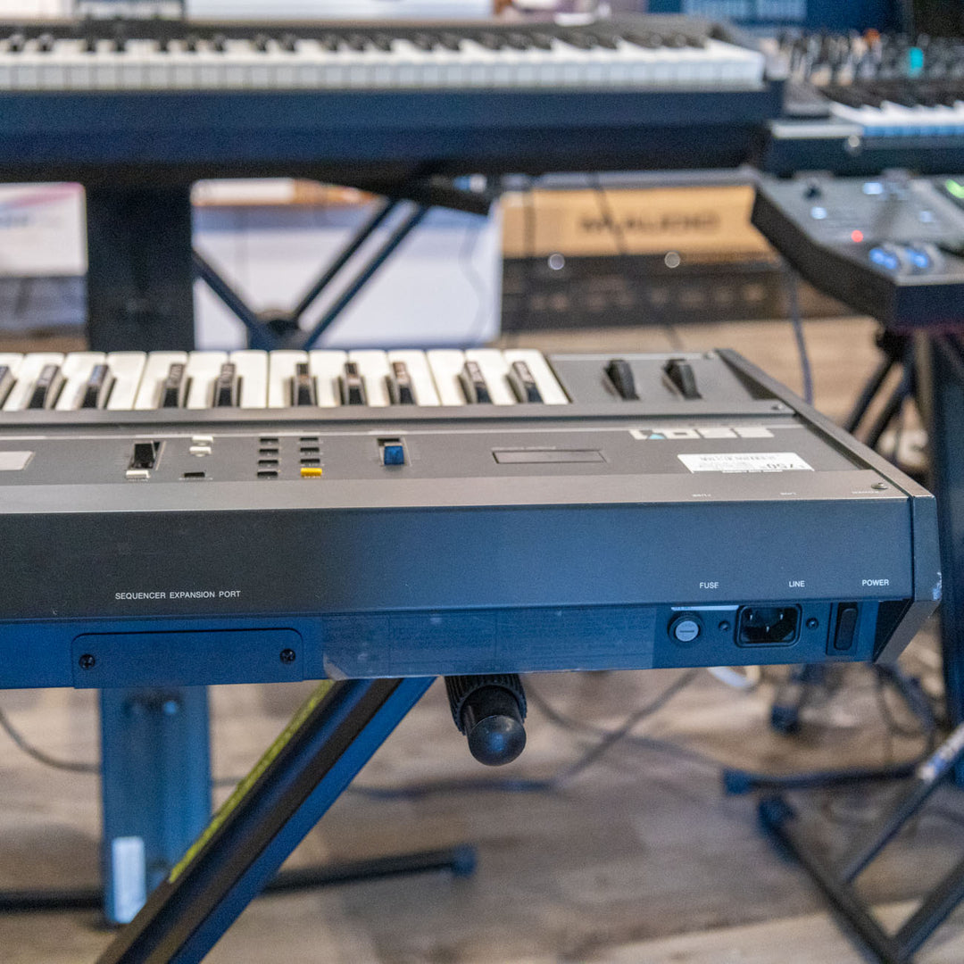 Ensoniq - ESQ-1 Digital Wave Analog / Digital Hybrid Synth - 1980's  w/ User Guide -  USED