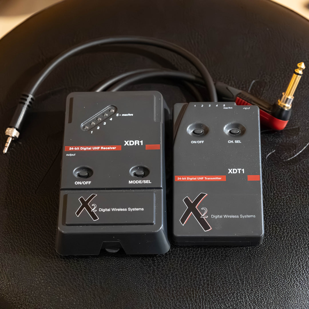 Line 6 - X-2-  ( XDS95) Digital Wireless Sysyem For Guitar or Bass  w/ User Guide - USED