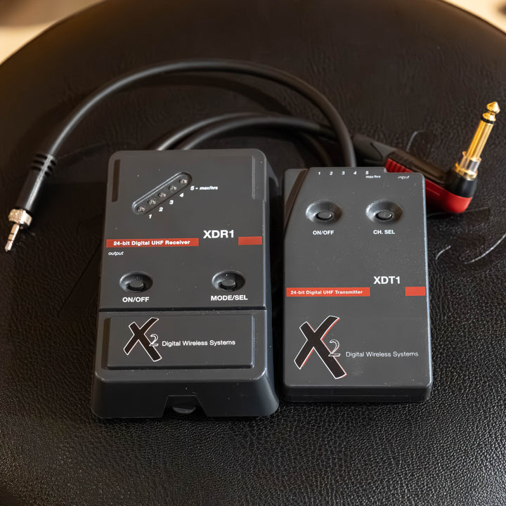 Line 6 - X-2-  ( XDS95) Digital Wireless Sysyem For Guitar or Bass  w/ User Guide - USED