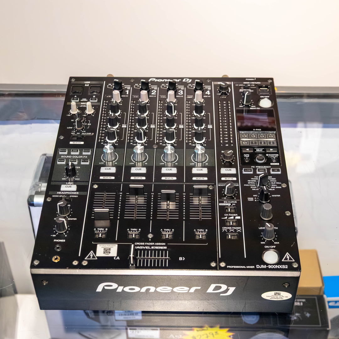 Pioneer DJ DJM900NXS2 DJ Mixer (Used)