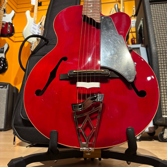 Vox - "Giulietta "VGA-3PS Acoustic Electric Guitar - Active /Passive w/ Deluxe Vox Bag - Trans Red