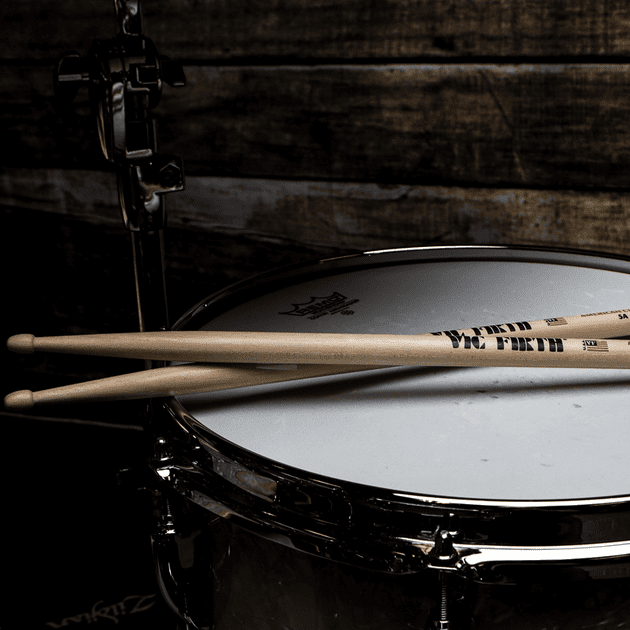 Vic Firth American Classic 5A Drumsticks (Hickory/Wood Tip)