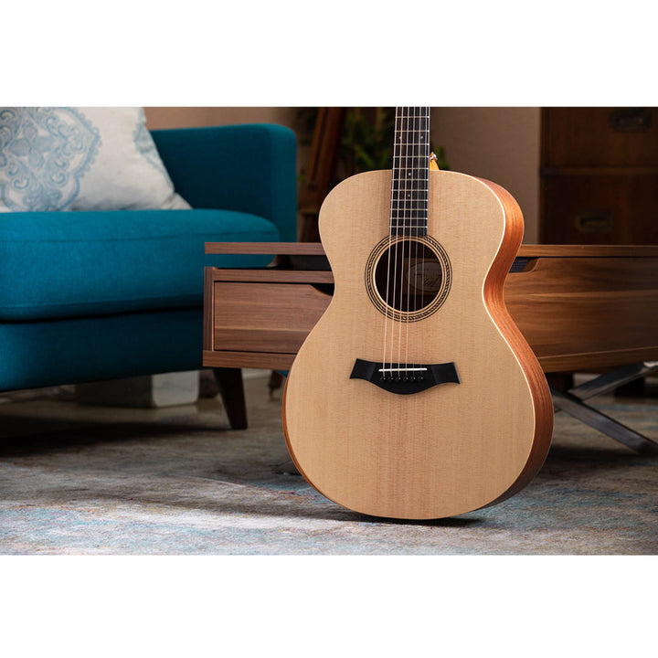 Taylor Academy 12e Electric-Acoustic Guitar - Sitka Spruce Top