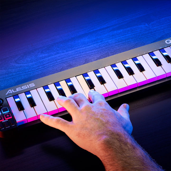 Alesis Qmini Compact 32-Key USB-MIDI Keyboard Controller