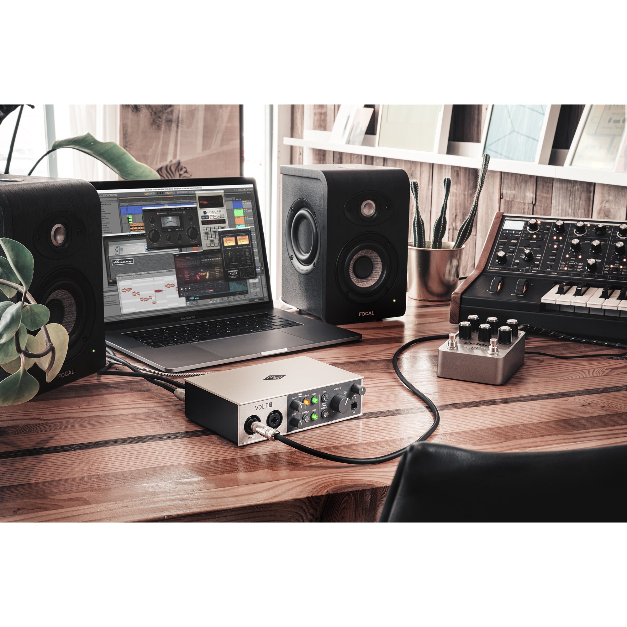 Universal Audio Volt 2 2-in/2-out USB 2.0 Audio Interface – Music