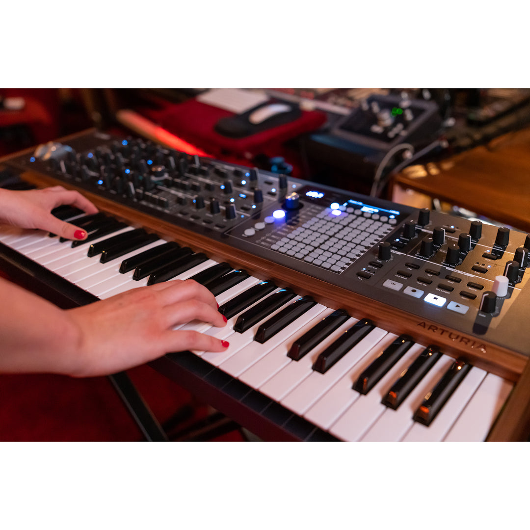 Arturia PolyBrute Powerful 61-Key 6-Voice Polysynth Keyboard