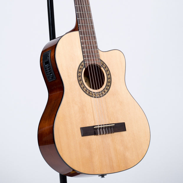 Beaver Creek BCTC901CE - Classical Guitar (Electric Pickup)