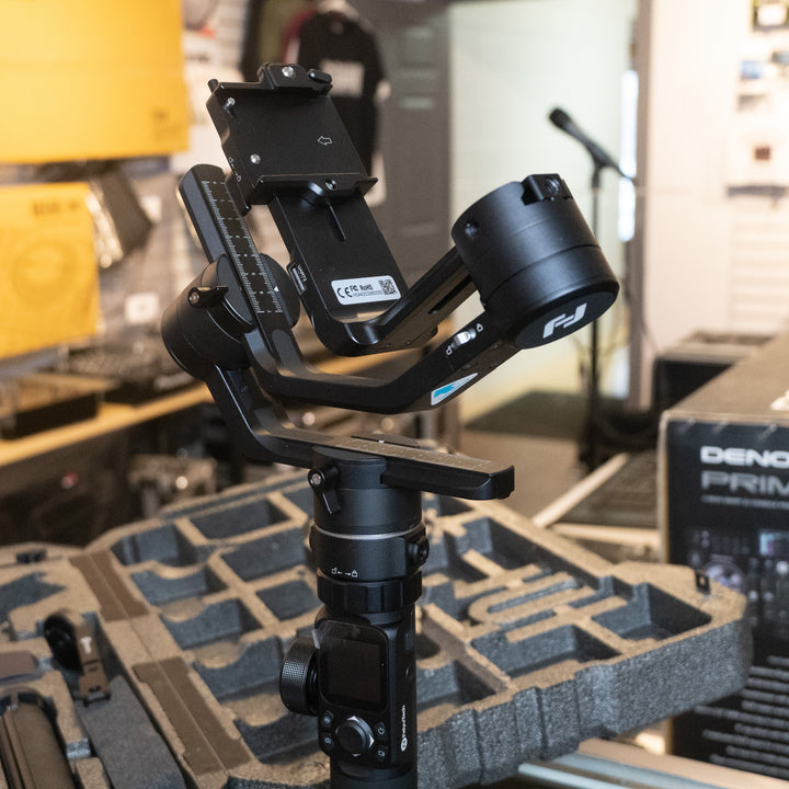 FeiyuTech AK4500 3-Axis Handheld Gimbal Standard Kit - Open Box