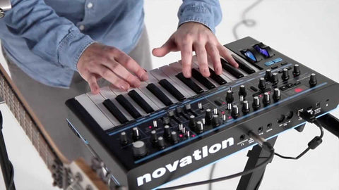 Novation Bass Station II 25-Key Synthesizer – Music City Canada