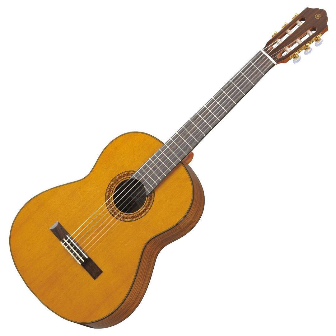 Yamaha CG162C Cedar Top Classical Guitar