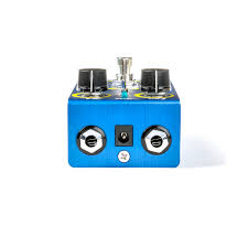 Way Huge WM61 Blue Hippo Analog Chorus MkIII Pedal
