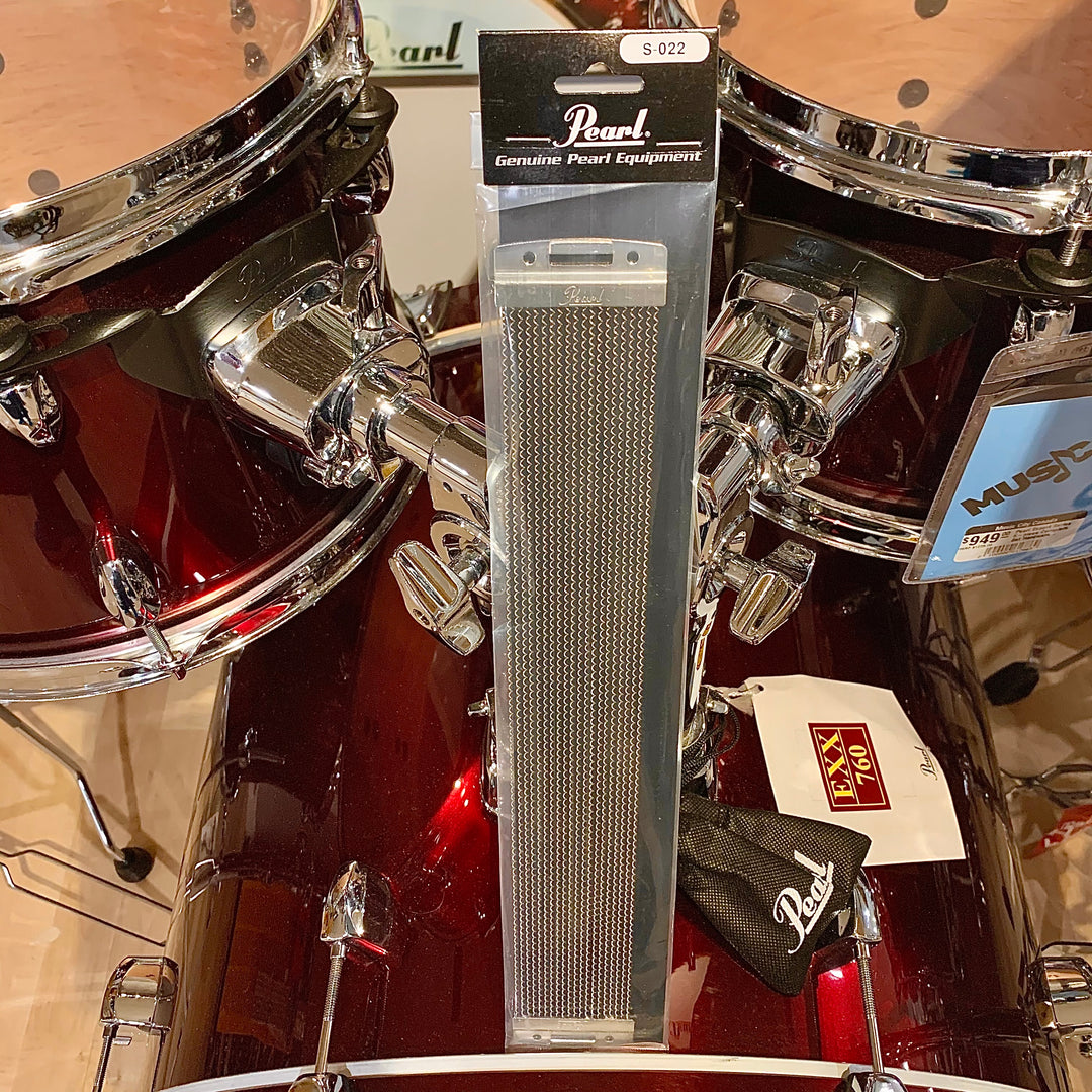 Pearl S-022 High Carbon Steel Snare, 20 Strands-14", w/Strap