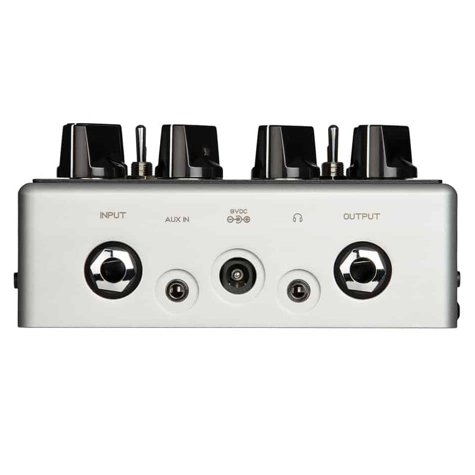 Darkglass Microtubes B7K Ultra v2 Analog Bass Preamp Pedal (Aux-In)