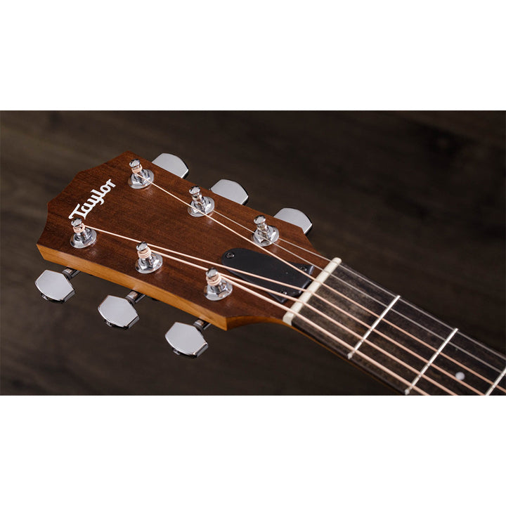 Taylor Academy 22e Electric-Acoustic Guitar - Walnut Top