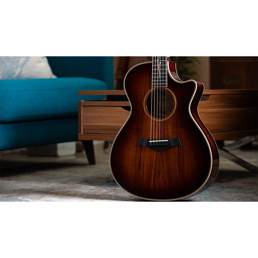 Taylor Guitars K22ce, Hawaiian Koa Top, Hawaiian Koa Back and Sides, West African Crelicam Ebony Fretboard, Expression System ® 2 Electronic, Venetian Cutaway with Taylor Deluxe Hardshell Brown Case