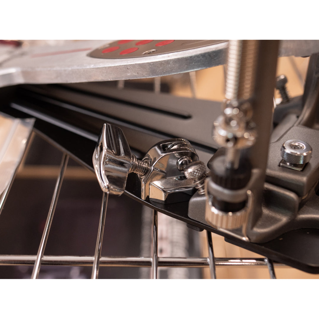 Pearl P-2052C Eliminator Twin Pedal, Chain Drive, w/Case