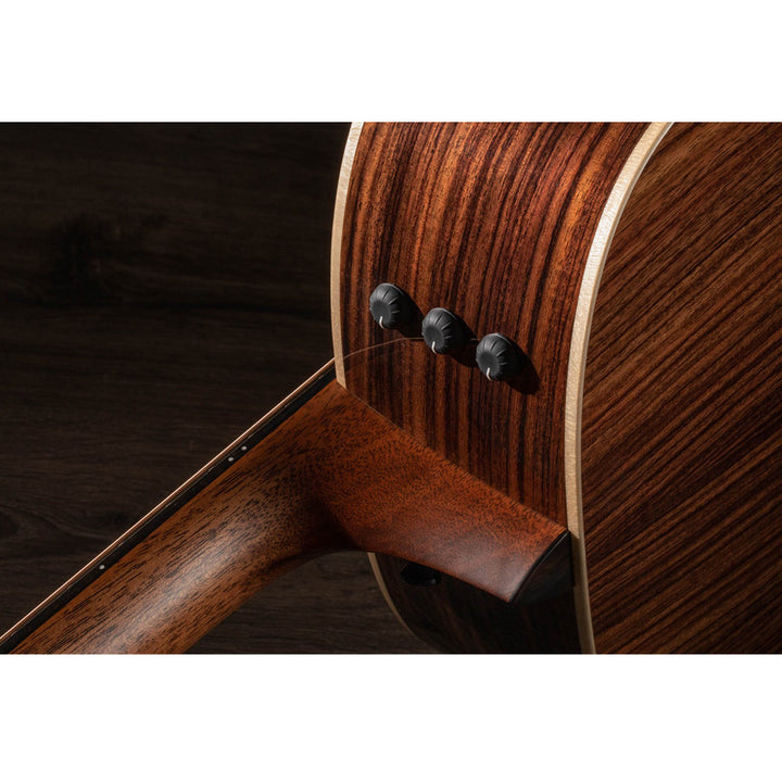Taylor Guitars 818e, Indian Rosewood Back and Sides, West African Crelicam Ebony Fretboard, Expression System ® 2 Electronics with Taylor Deluxe Hardshell-Western Floral Case