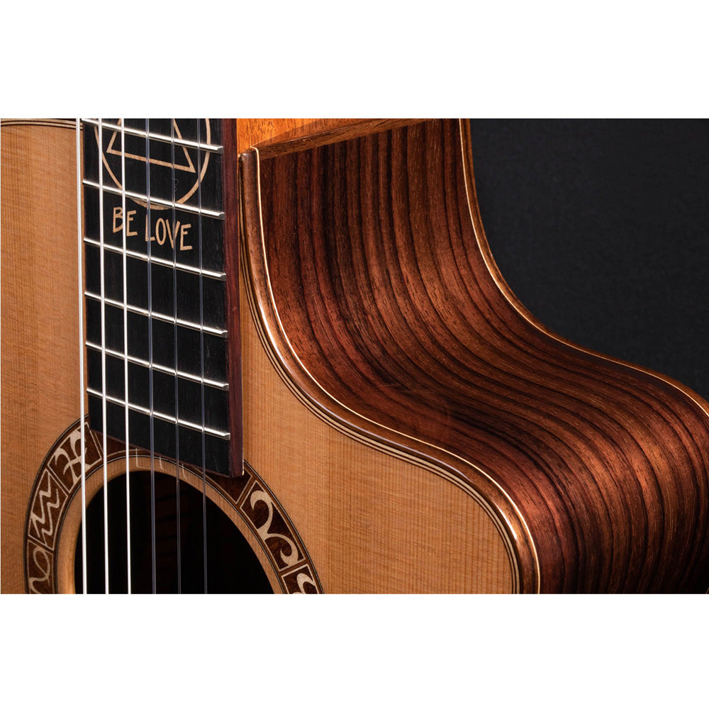 Taylor Guitars Jason Mraz Signature Model (JMSM), Indian Rosewood Back and Sides, West African Crelicam Ebony Fretboard, ES-N ® Electronics, Soft Cutaway with Taylor Deluxe Hardshell Brown Case