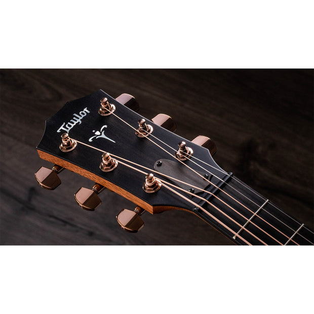 Taylor Guitars 722ce, Hawaiian Koa Top, Hawaiian Koa Back and Sides, West African Crelicam Ebony Fretboard, Expression System ® 2 Electronics, Venetian Cutaway with Taylor Deluxe Hardshell Brown Case