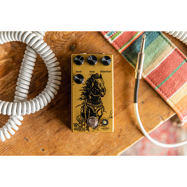 Walrus Audio Iron Horse V3 High-Gain Distortion LM308 Guitar Pedal