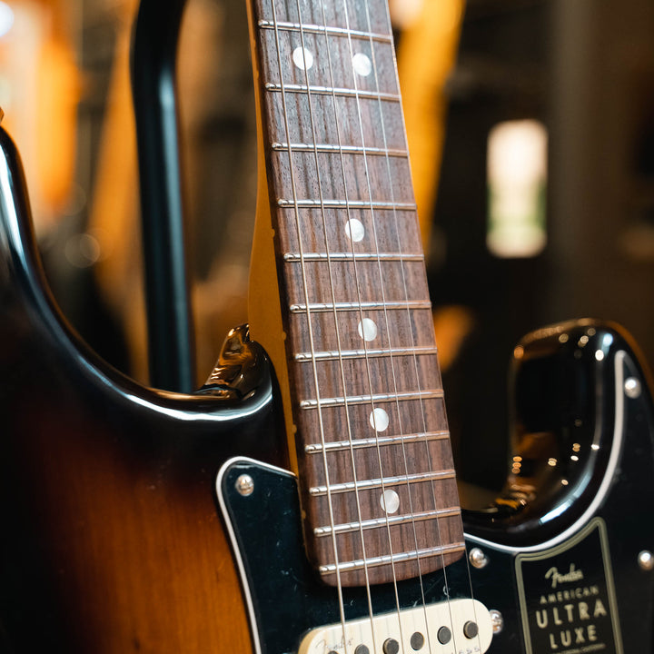 Fender Ultra Luxe Strat RW 2TSB (Brown Burst) Electric Guitar