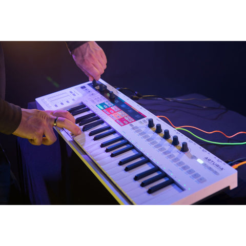 Arturia KeyStep Pro MIDI Keyboard Controller and Sequencer – Music