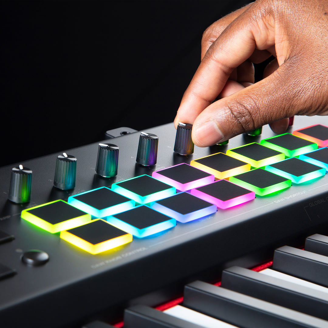 M-Audio Hammer 88 Pro 88-Key Graded Hammer-Action USB MIDI Controller