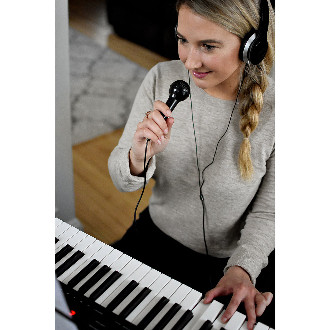 Alesis Harmony 61 MkII 61-Key Portable Keyboard with Built-In Speakers