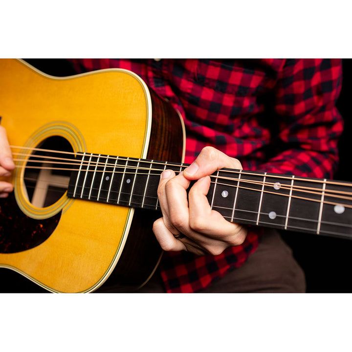 Martin MA535FX Authentic Acoustic Flexible Core 92/8 Ph. Bronze Guitar Strings - Custom Light 11-52
