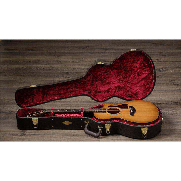 Taylor Guitars 512ce, West African Crelicam Ebony Fretboard, Expression System ® 2 Electronics, Venetian Cutaway with Taylor Deluxe Hardshell Brown Case