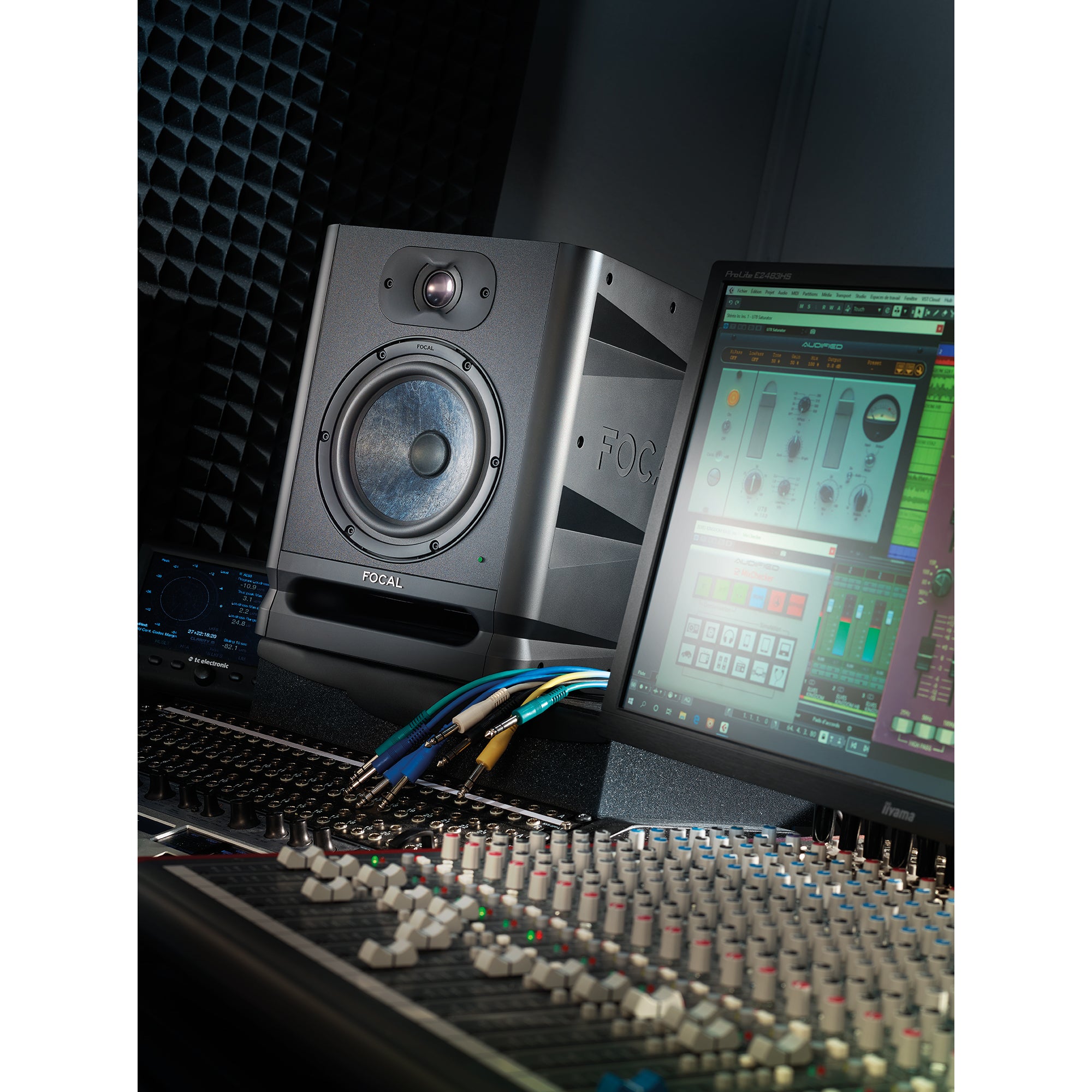 Focal Alpha 50 Black Evo Studio Reference Monitor - 5'' – Music
