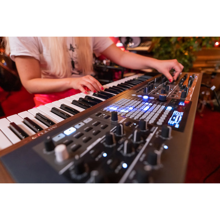 Arturia PolyBrute Powerful 61-Key 6-Voice Polysynth Keyboard