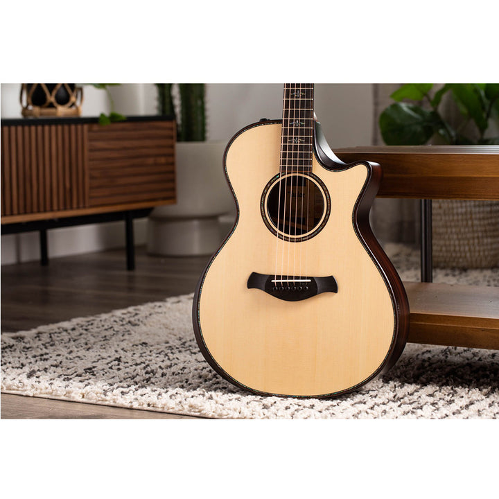 Taylor Guitars Builder's Edition 912ce, Indian Rosewood Back and Sides, West African Crelicam Ebony Fretboard, Expression System ® 2 Electronics, Beveled Cutaway with Taylor Deluxe Hardshell Brown Case