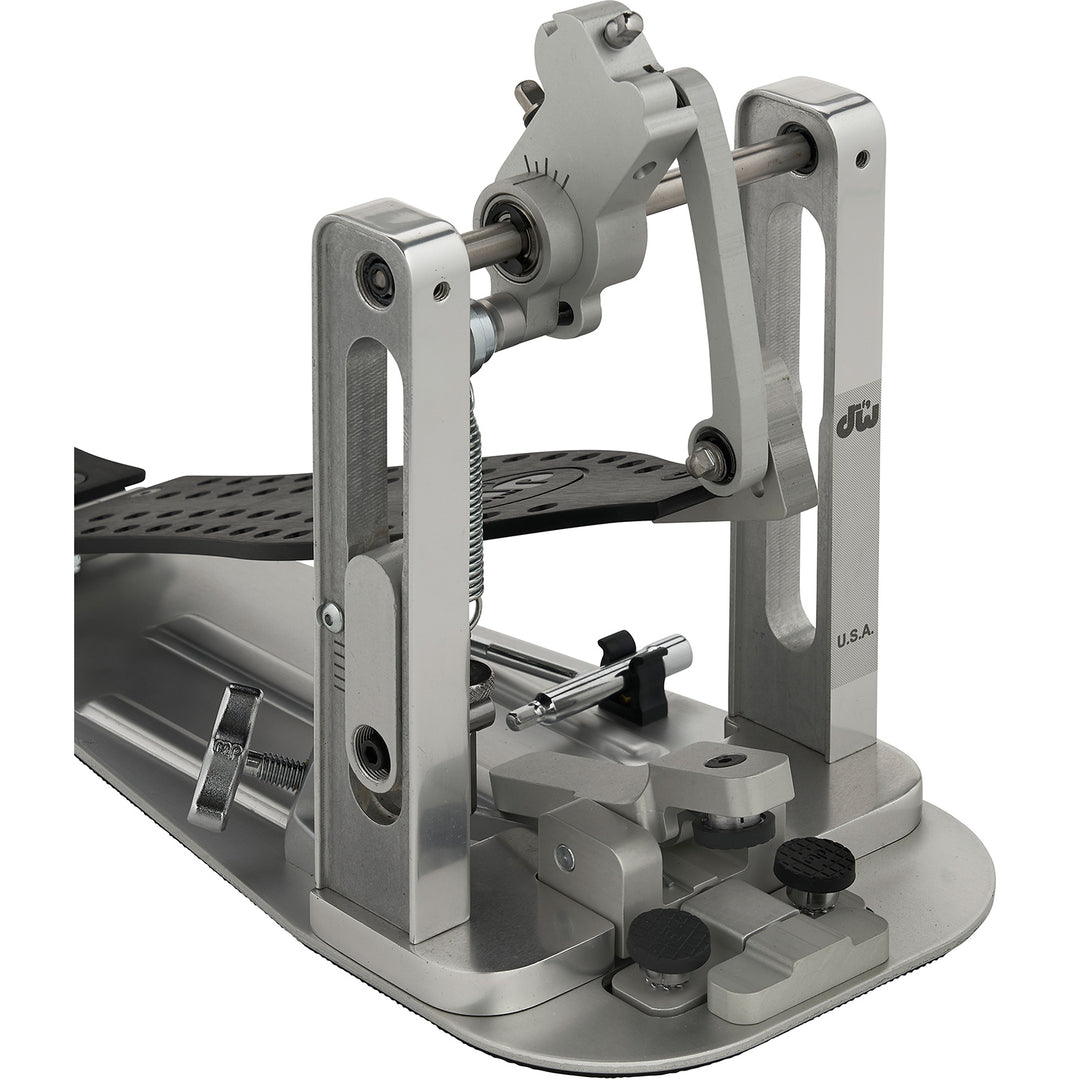 DW CPMDDBK Machined Direct Drive Single w/ Black Footboard & Heel
