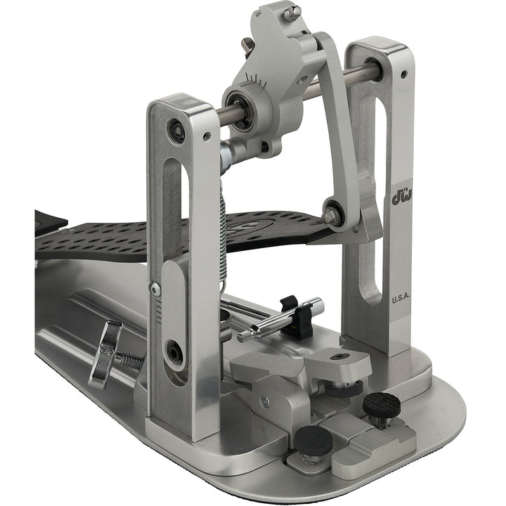 DW CPMDDBK Machined Direct Drive Single w/ Black Footboard & Heel