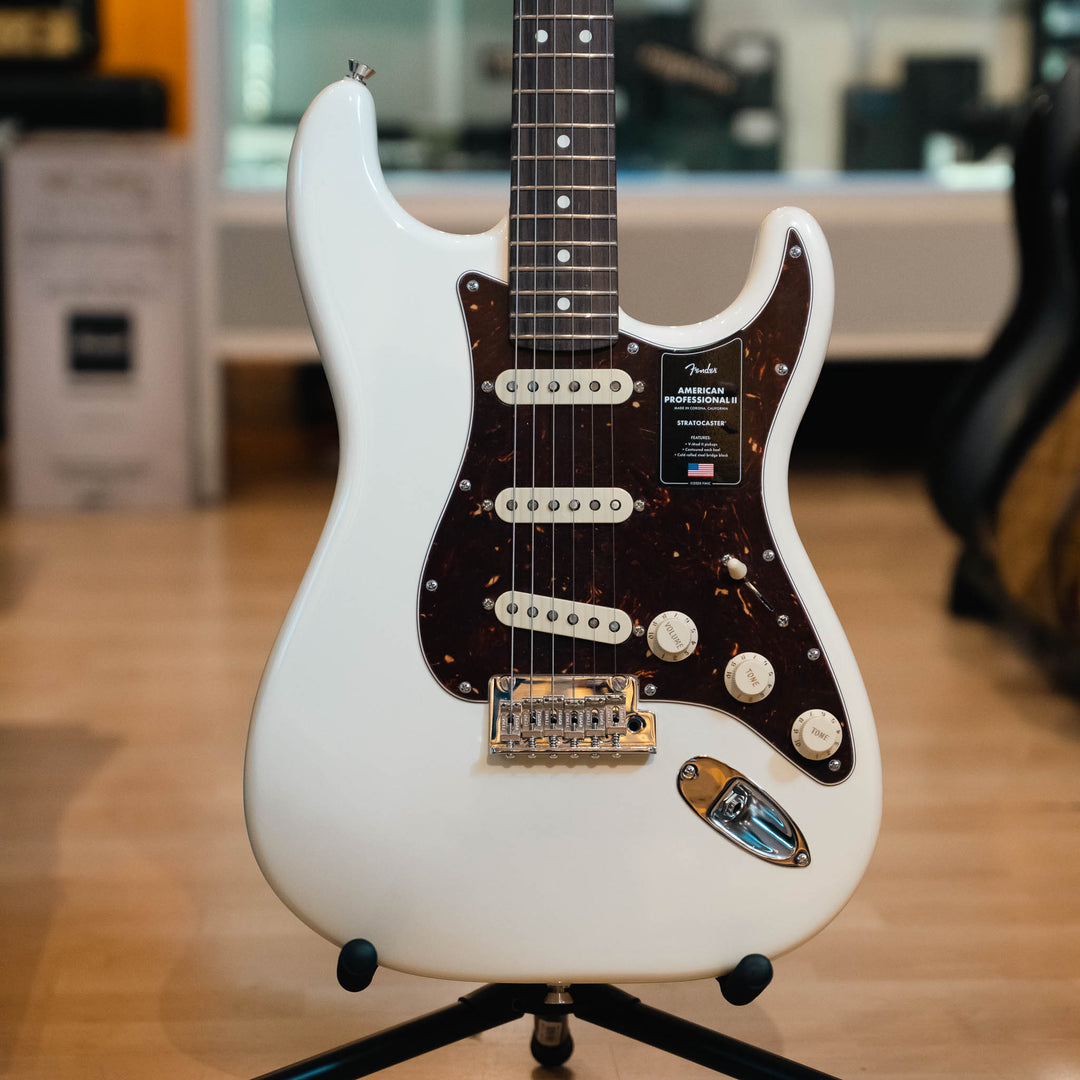 Fender American Professional II Stratocaster HSS Rosewood Fingerboard (Olympic White) Electric Guitar