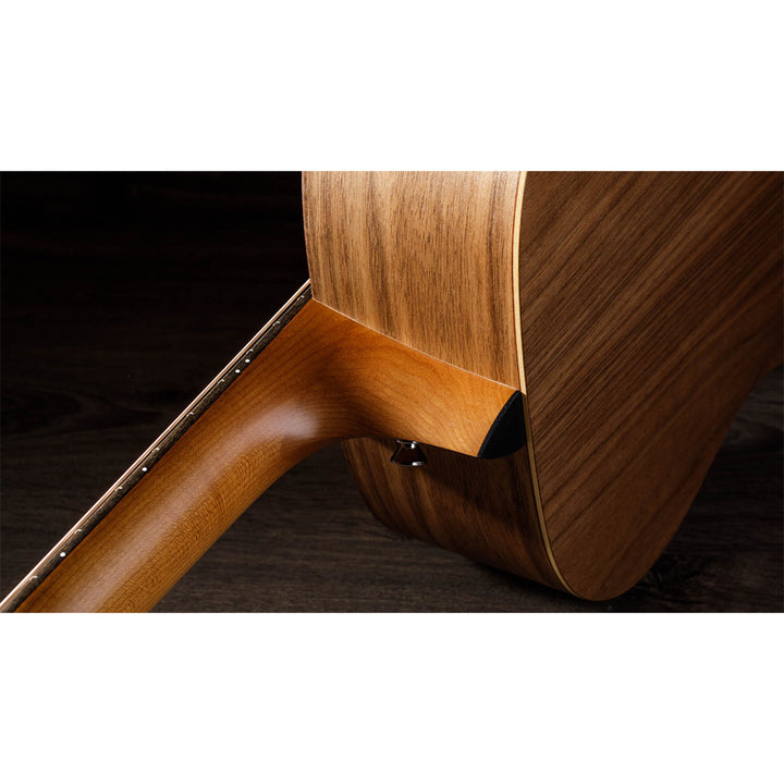 Taylor Academy 22e Electric-Acoustic Guitar - Walnut Top