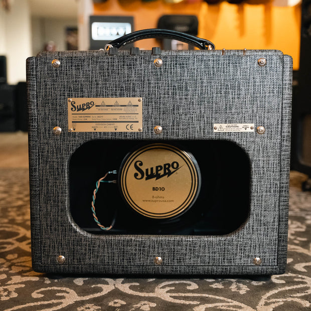 Supro 1600 Supreme 25-watt 1x10" Tube Combo Guitar Amplifer - Used