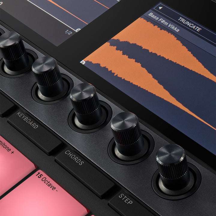 Native Instruments MASCHINE+ Standalone Production and Performance Instrument