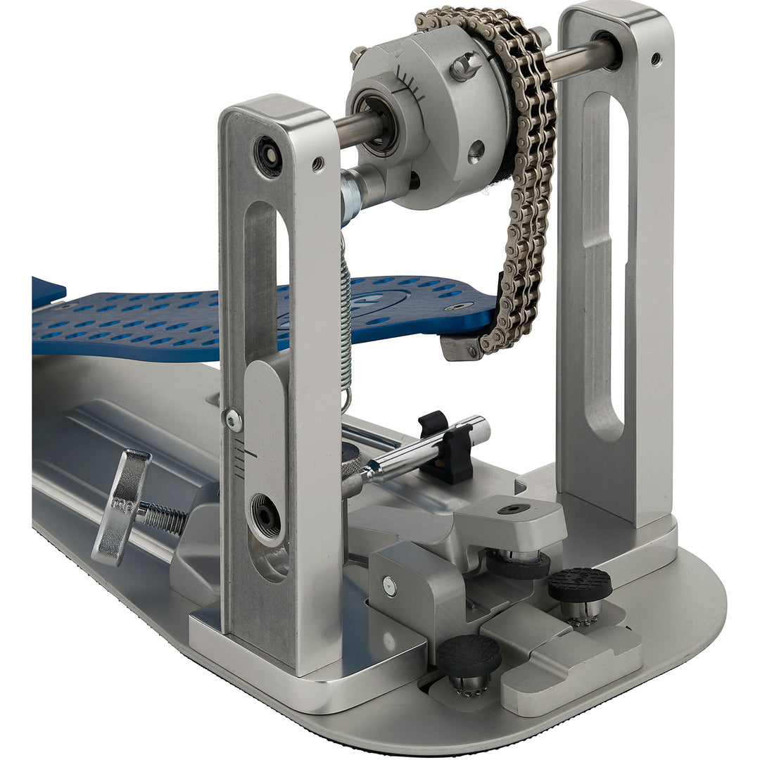 DW CPMCDBL Machined Chain Drive Single w/ Blue Footboard & Heel