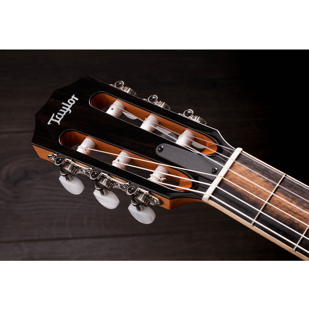 Taylor Guitars 812ce-N, Indian Rosewood Back and Sides, Ebony Fretboard, ES-N ® Electronics, Soft Cutaway with Taylor Deluxe Hardshell Brown Case
