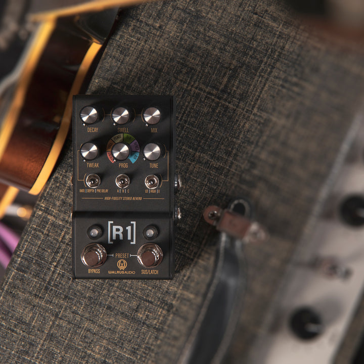 Walrus Audio MAKO Series: R1 High-Fidelity Stereo Reverb Guitar Effect Pedal