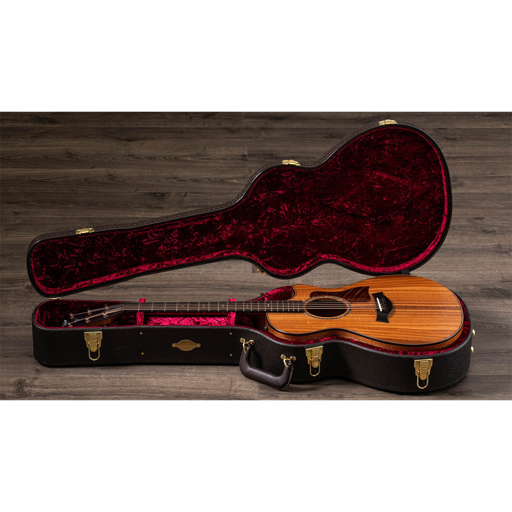 Taylor Guitars 722ce with Taylor Deluxe Hardshell Brown Case Acoustic Guitar