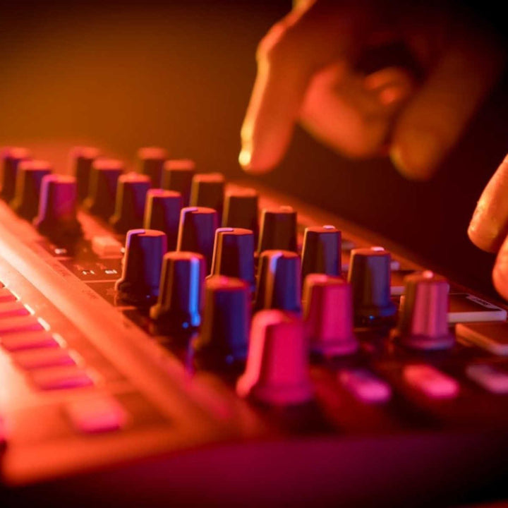 Arturia DrumBrute Impact Analog Drum Machine