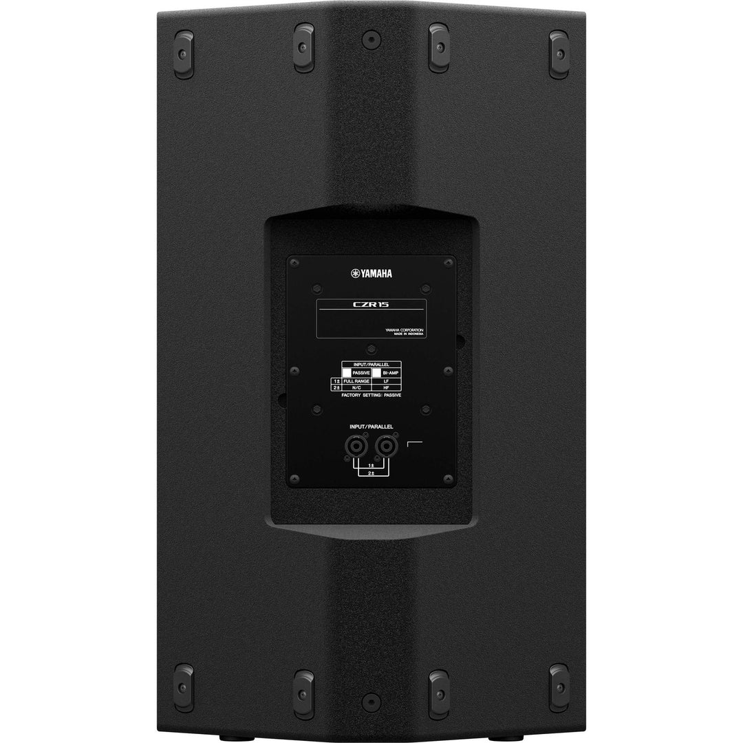 Yamaha CZR15 2-Way Passive Speaker 800-Watts 15" - Black